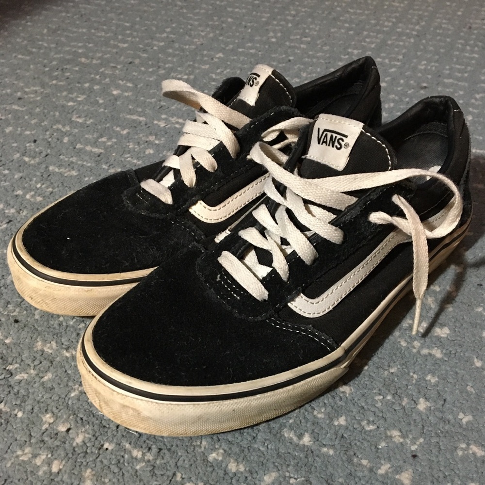 Vans Black and White Sneakers 6.5